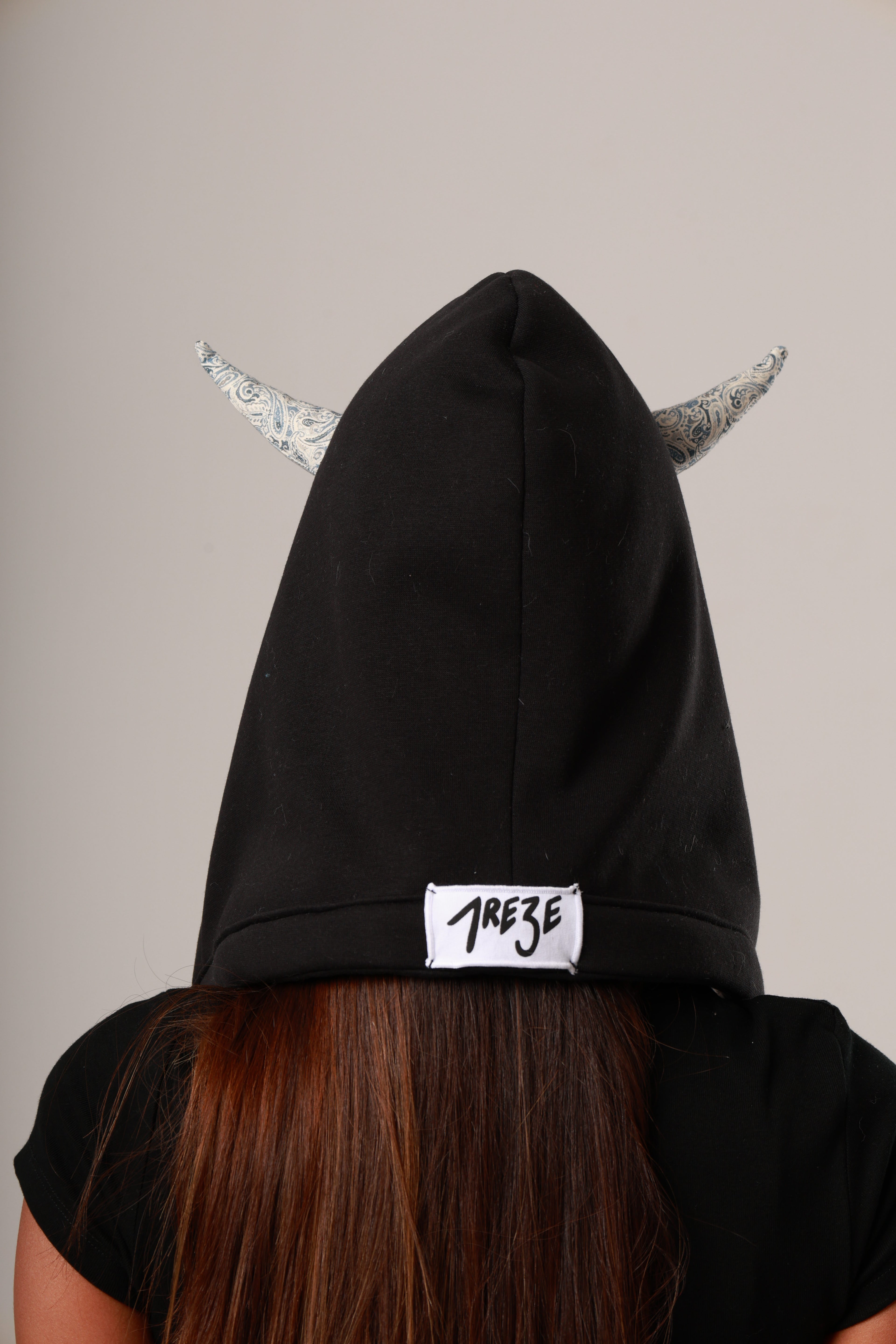 BICOLOR DEMON - BLACK&BANDANA